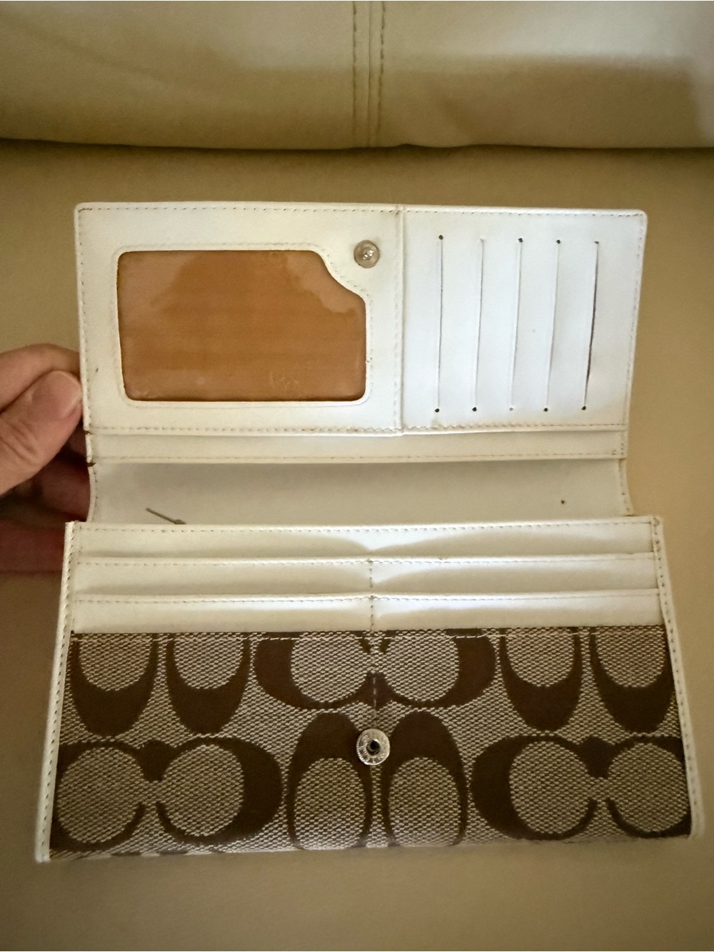 Coach Continental Wallet in Brown with White Trim - Picture 3 of 6
